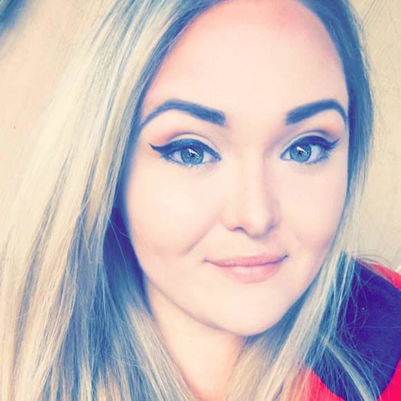 Meet your Posher, Rebecka - Picture 1 of 1